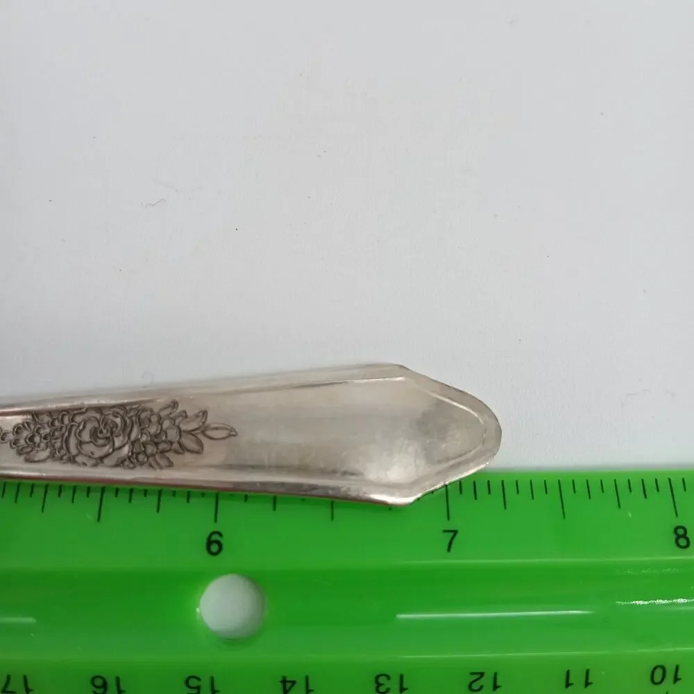 8X Tbsp Vtg Manor Plate Triple Rose Rosedale Table Spoons Silverplate